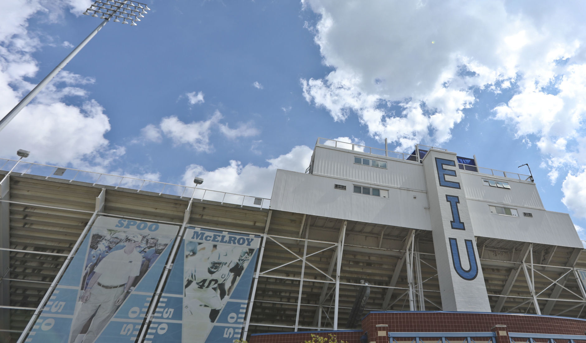 Eastern Illinois 13 09.16.19.JPG